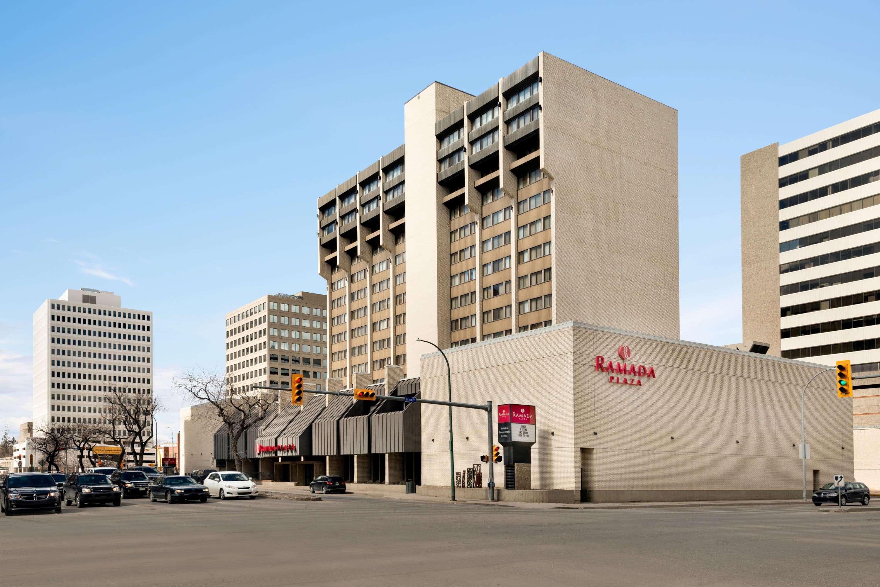 Hotel Ramada Plaza By Wyndham Regina Downtown Esterno foto